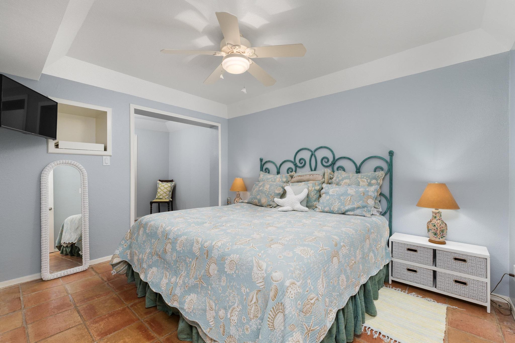 201 W. Constellation Dr. Unit 3